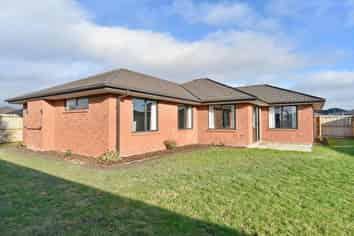 8 Grasmere Close, Rangiora