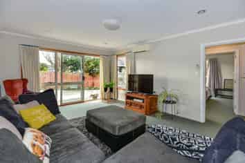 47 Damien Place, Bromley
