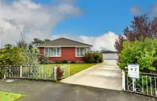 47 Damien Place, Bromley