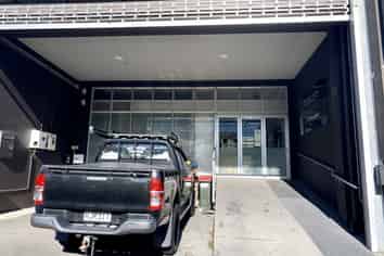 Functional City Fringe Den 