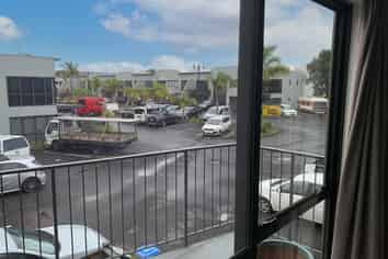 ALBANY LIVE AND WORK HERE