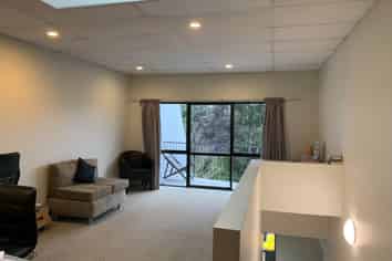 ALBANY LIVE AND WORK HERE