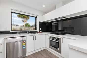 2/71 Shirley Road, Shirley