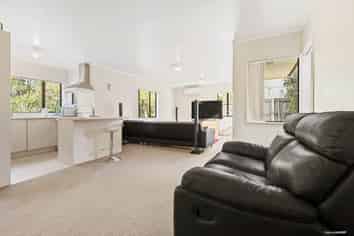 39 Kona Crescent, Henderson