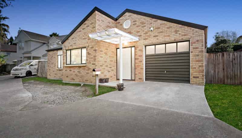 39 Kona Crescent, Henderson