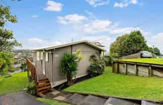 123 Browns Bay Road, Browns Bay