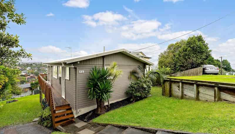 123 Browns Bay Road, Browns Bay