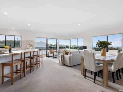 53 Kate Sheppard Avenue, Torbay