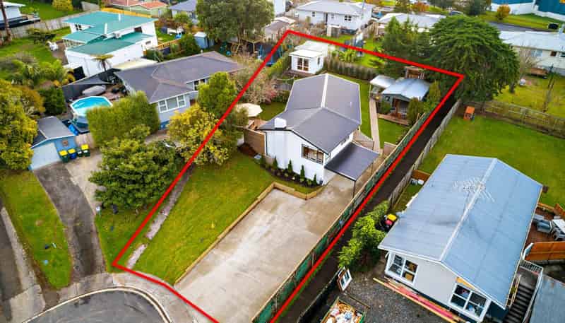 36 McPhail Street, Birkdale