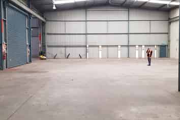 Large Scale Industrial / Office on 17,601sqm Site