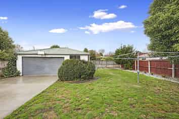 22 Canberra Place, Redwood