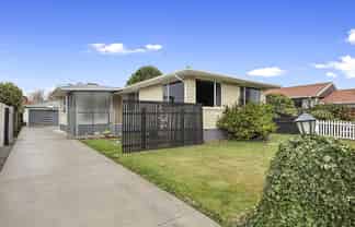 22 Canberra Place, Redwood