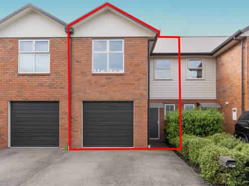 14 Chiefs Court, Hamilton East