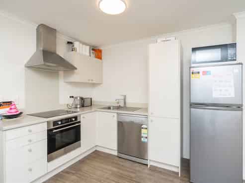 14 Chiefs Court, Hamilton East