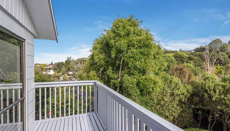 1/11 Jenanne Place, Totara Vale