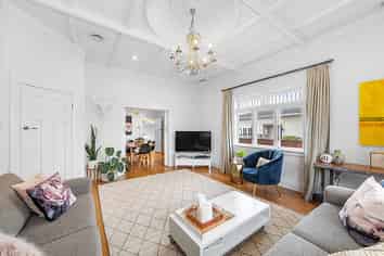 10 Powell Street, Avondale