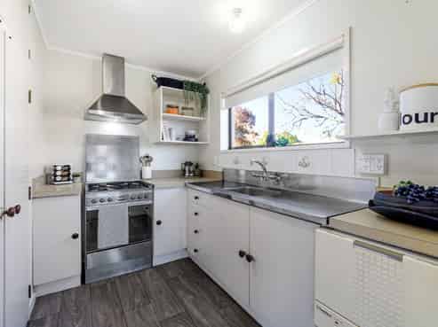 2/10 Wither Road, Blenheim Central