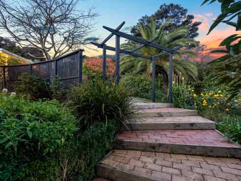 107 Elmore Road, Albany