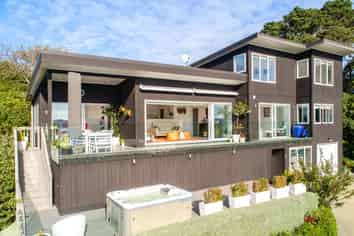 5 Scotts Terrace, Onetangi