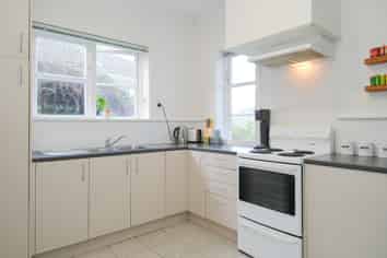 52 Barclay Street, Liberton