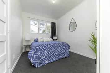 8 Freyberg Avenue, Sandringham