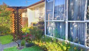 2/42 Kenderdine Road, Papatoetoe