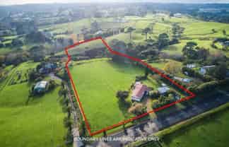 55 Lloyd Road, Riverhead