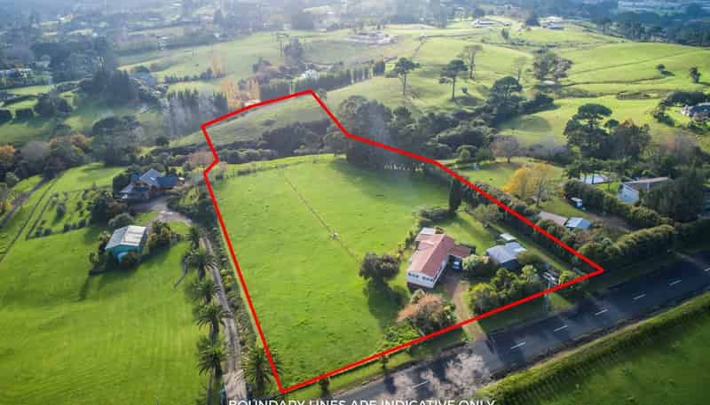 55 Lloyd Road, Riverhead