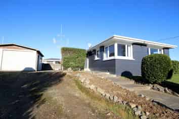 39 Christina Street, Strathern