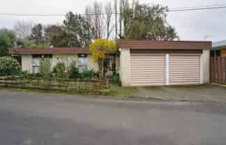 28 Chesterman Road, Riverlea