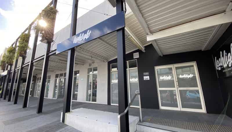 Retail 2/1-5 Fernhill Drive, Massey