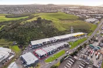 Prime Mt Wellington showroom & warehouse