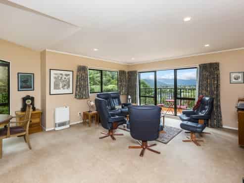 20 Pioneer Grove, Silverstream