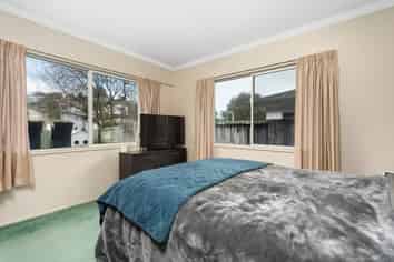 31 Aaron Place, Brookfield