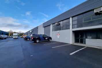 INDUSTRIAL OFFICE/WAREHOUSE