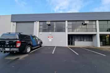 INDUSTRIAL OFFICE/WAREHOUSE