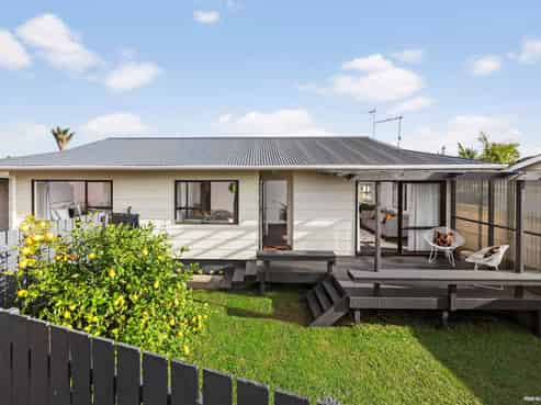 2/15 Margan Avenue, New Lynn