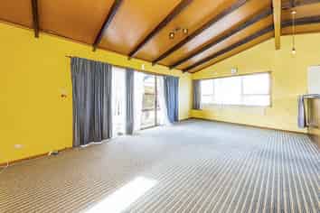 1/22 Mcdougall street, Manurewa East