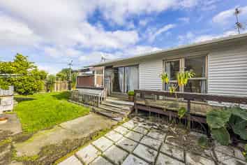 1/22 Mcdougall street, Manurewa East