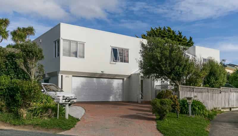 102 Karepa Street, Brooklyn