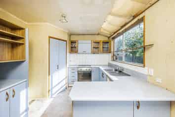 2/22 Mcdougall street, Manurewa East