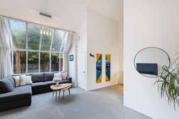 28B Poulton Avenue, Richmond