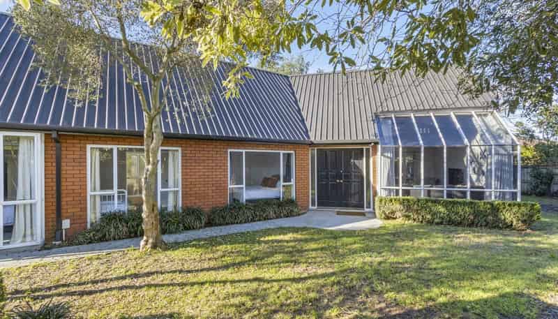 28B Poulton Avenue, Richmond