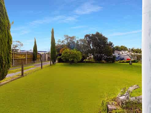 42 Woodford Avenue, Henderson