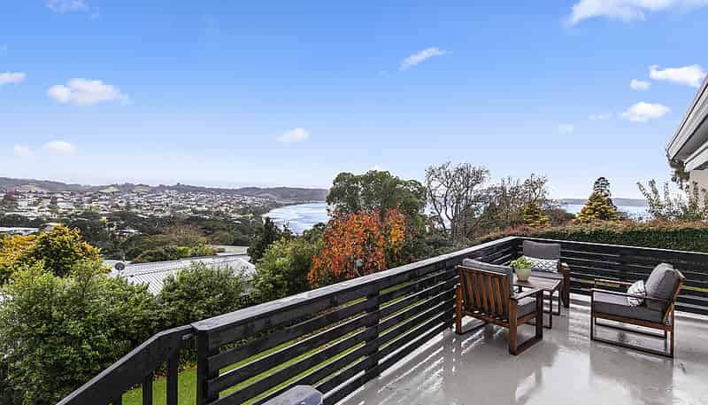 9 Rangimaarie Crescent, Snells Beach