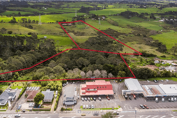 21 Red Hills Road, Massey