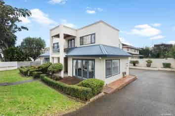 3 Tui Street, Torbay