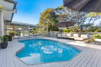 27 Aplin Place, Birkdale