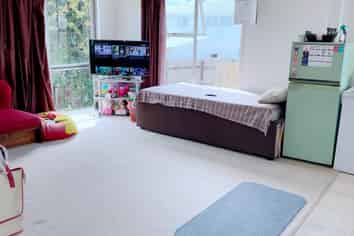 Auckland - Address withheld