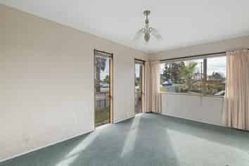 97 Sunset Road, Totara Vale